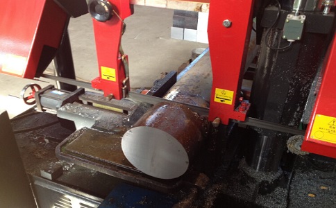 蒋场镇卧式带锯床加工时出现明显振荡如何排查？