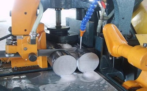 蒋场镇卧式带锯床的送料方式有哪几种？